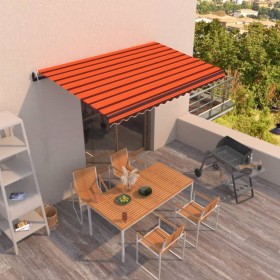 Toldo automático retráctil naranja y marrón 450x350