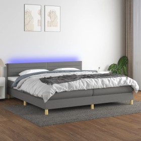 Cama box spring con colchón y LED tela gris oscuro 200x200
