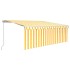 Toldo retráctil manual con persiana amarillo y blanco 4x3