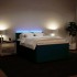 Cama box spring con colchón terciopelo azul 140x190