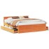 Cama sin colchón con cabecero madera de pino marrón 180x200
